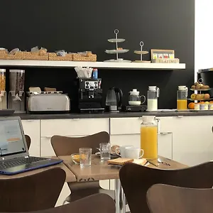 https://bedbreakfast-10-girona.topcostabravahotels.com